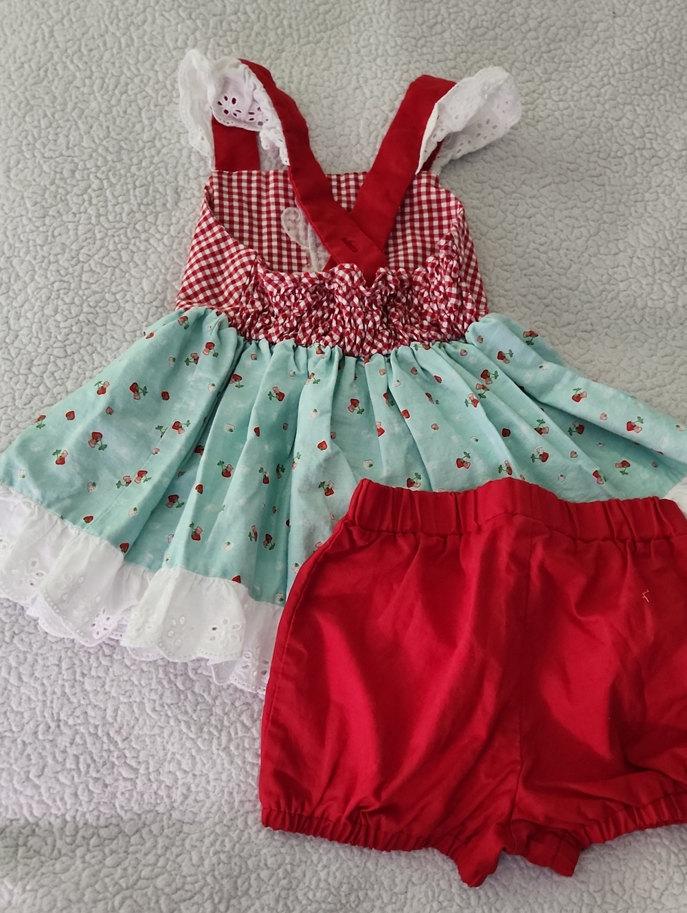 Ricrac & Ruffles Monogram A cherry 2 piece set Size 4T - Picture 4 of 4